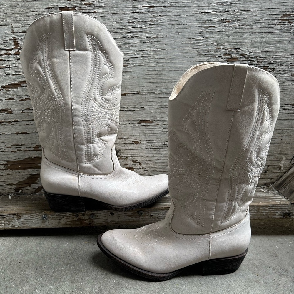 White cowboy boots